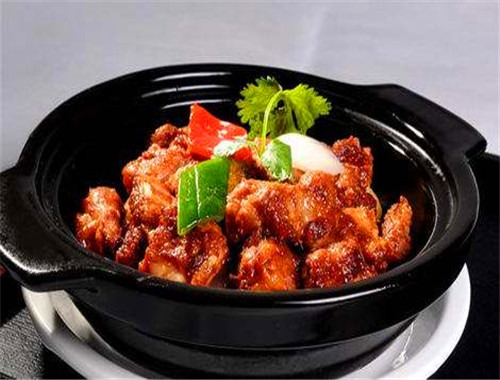 梁山霸王煲黄焖鸡米饭加盟