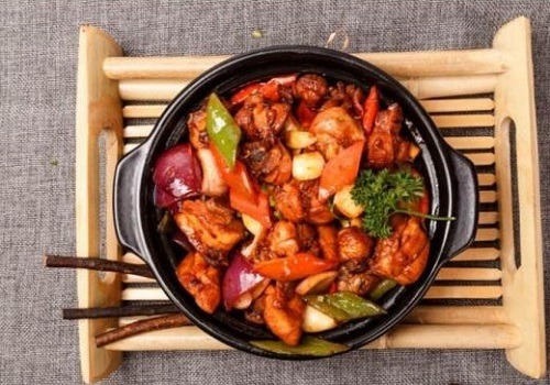 辛麻到瓦香鸡黄焖鸡加盟