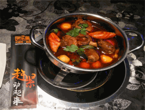 余乐圈火锅鸡加盟