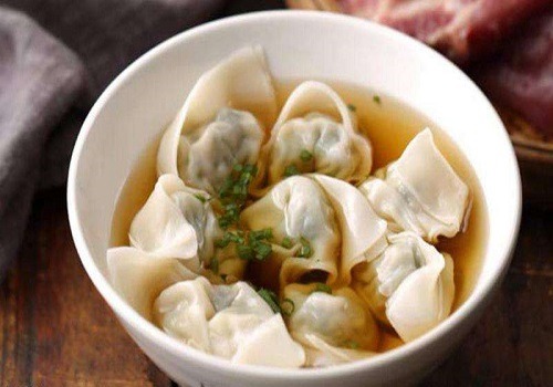 巧燕坊馄饨加盟