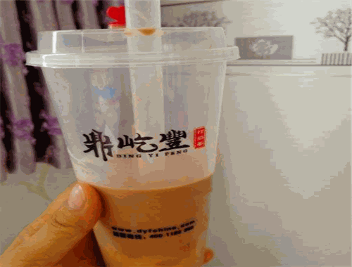 鼎屹丰打奶茶加盟