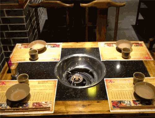 哈儿土火锅加盟