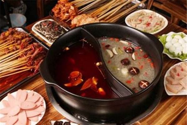 签年时光火锅串串香加盟