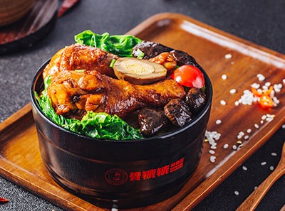 骨辘辘辣骨饭加盟