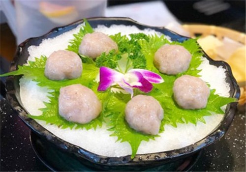 泰小伙曼谷夜市火锅加盟
