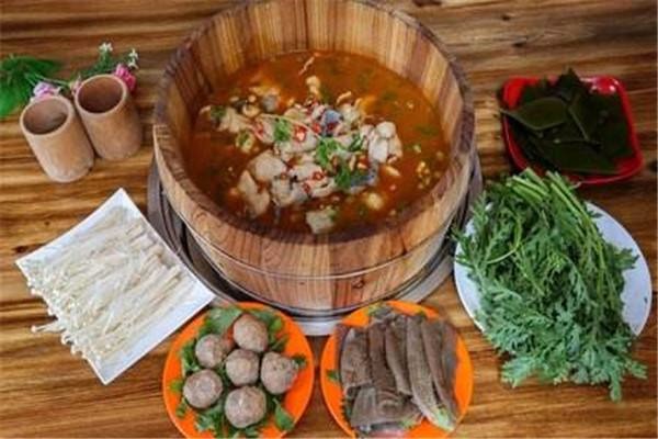 巴渝天府香辣虾石锅鱼加盟