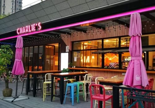 Charlies 粉红汉堡加盟