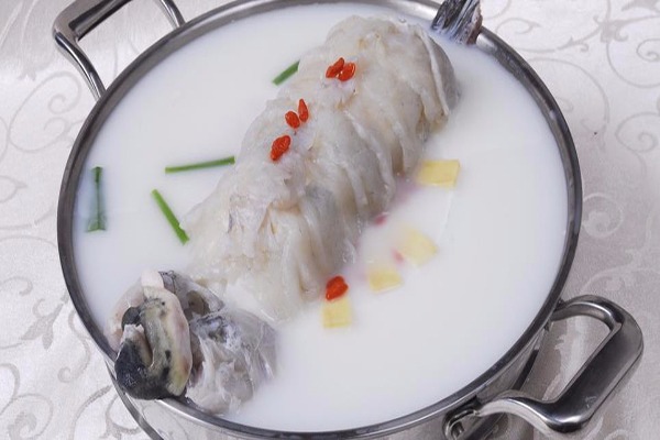 鱼满塘火锅加盟
