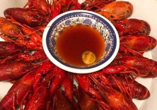 洪太极小龙虾烧烤火锅夜宵加盟