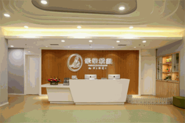 亲亲袋鼠国际早教中心加盟