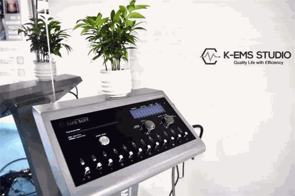 K-EMSSTUDIO快马仕加盟