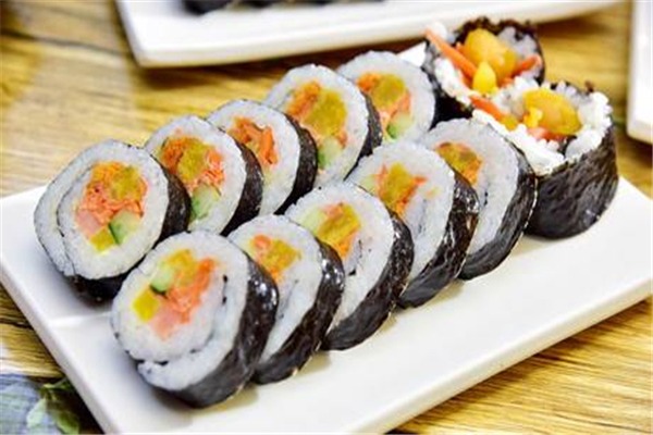 卷鲜生紫菜包饭加盟