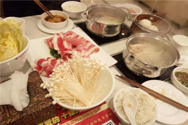 龙湖鸭肠王火锅加盟