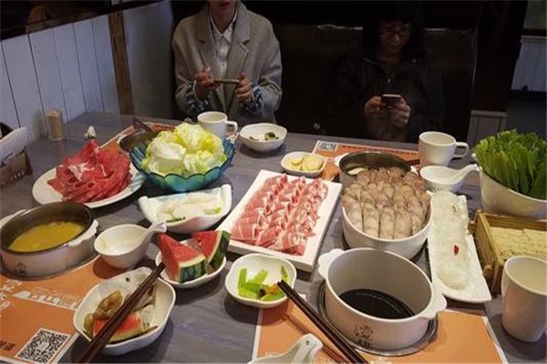 壹捞百味蘸料火锅加盟