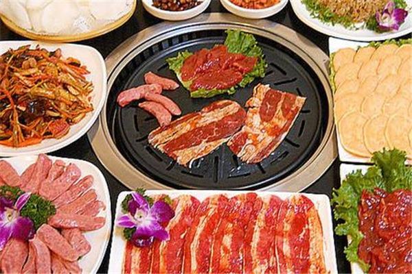 圣火营自助烤肉加盟