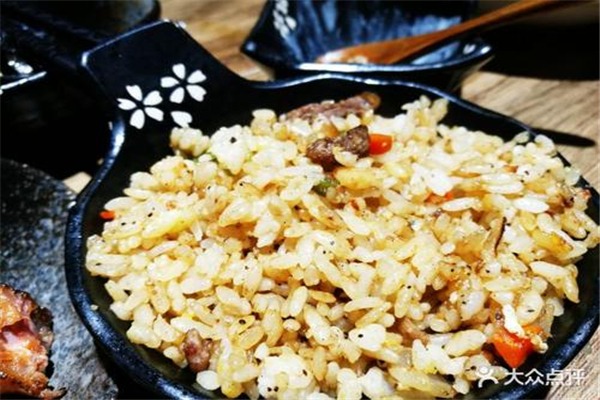 牛魔王铁板炒饭加盟