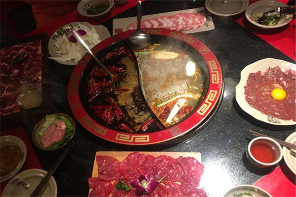 好食寨火锅加盟