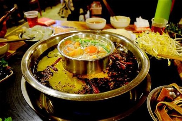 重庆回龙湾老火锅加盟
