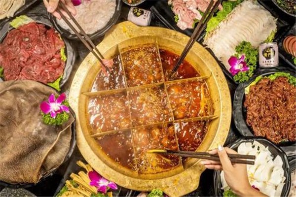 重庆回龙湾老火锅加盟