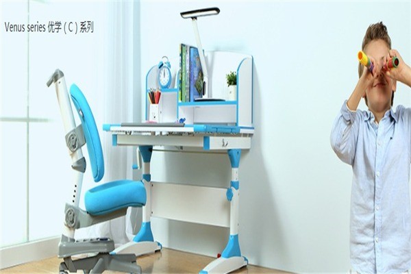爱学习儿童桌椅