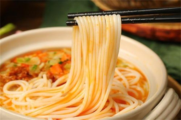 酸菜妹米线