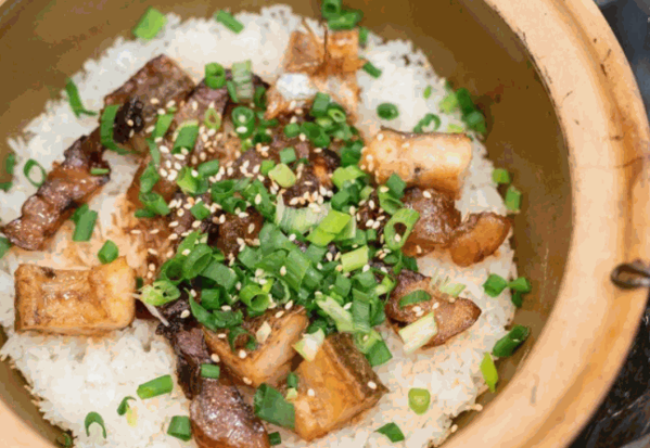 冯氏煲仔饭