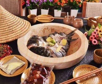 啟发石锅鱼火锅