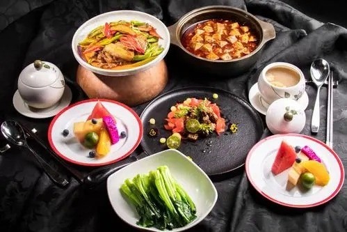 品品中餐