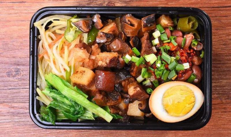 川味鸡煲馆