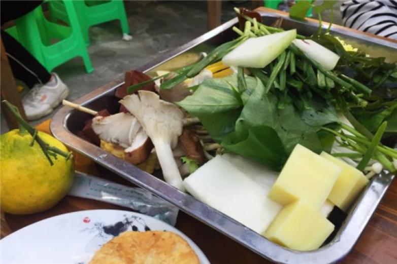 刘三胖荤豆花