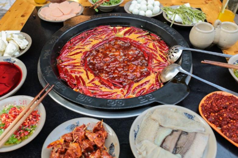 大有签坤串串香火锅