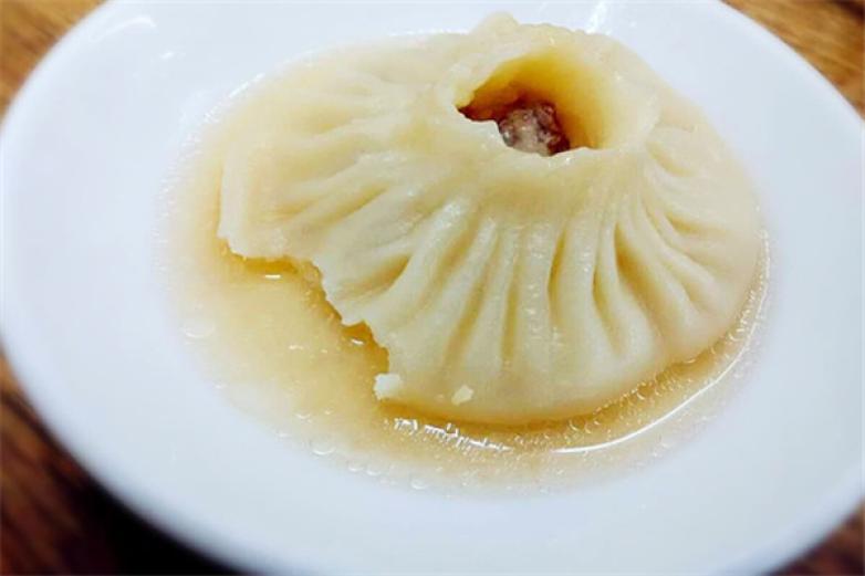 瑾一味灌汤包