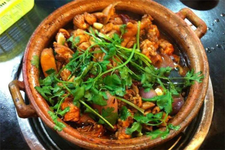 奇味鸡煲