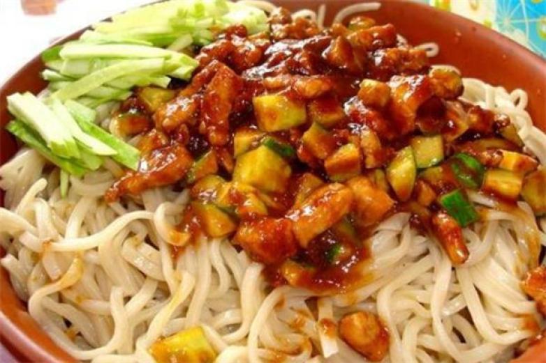 三兄炸酱面