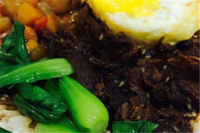 焖范儿三汁焖饭