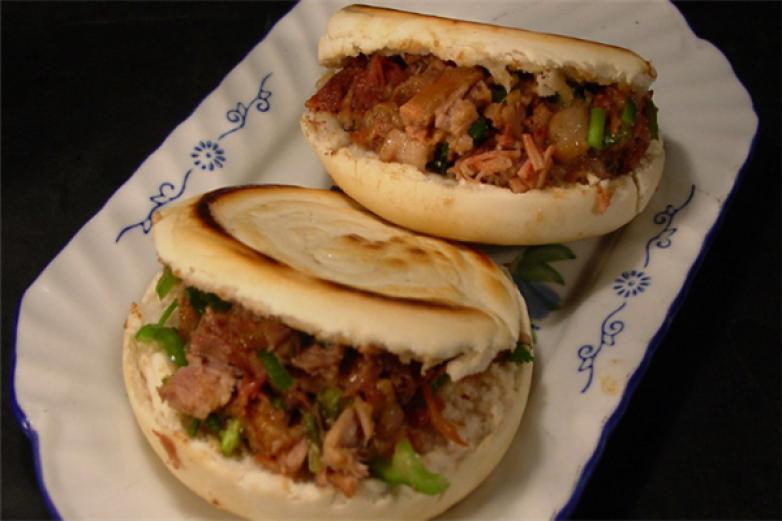 潮馍肉夹馍