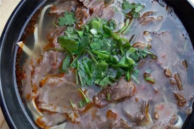 插花牛肉馆