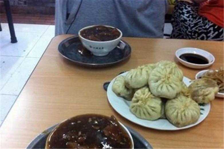 小胖包子铺