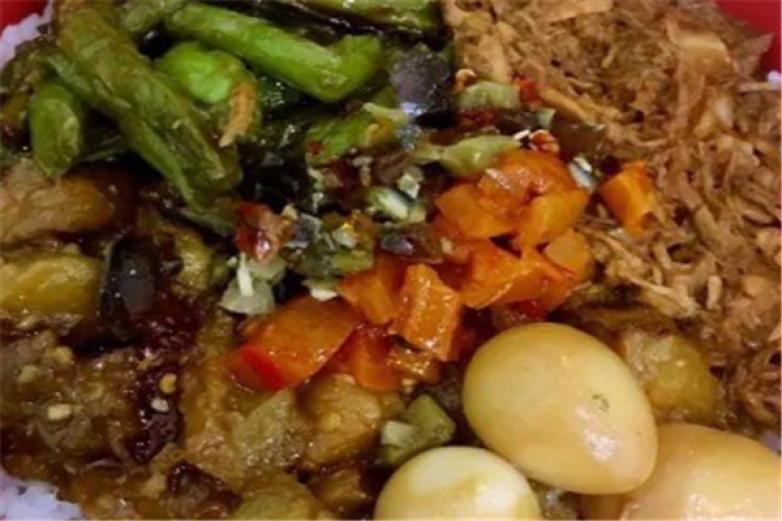 麦高乐馋嘴卤肉饭