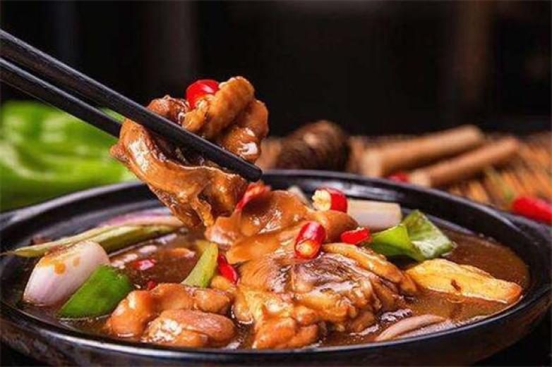 和星宇黄焖鸡米饭