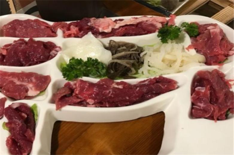 鸿富祥全牛火锅