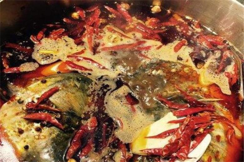 飘湘石锅鱼火锅