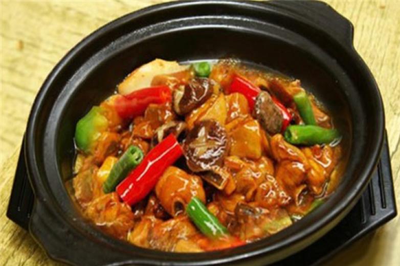鲁氏黄焖鸡米饭