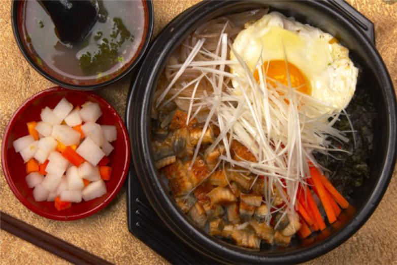 欧巴梦石锅拌饭