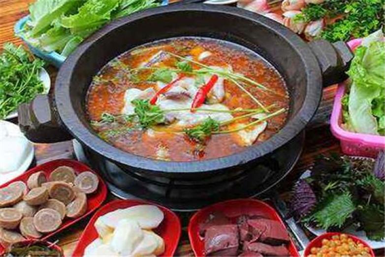 正石锅鱼火锅