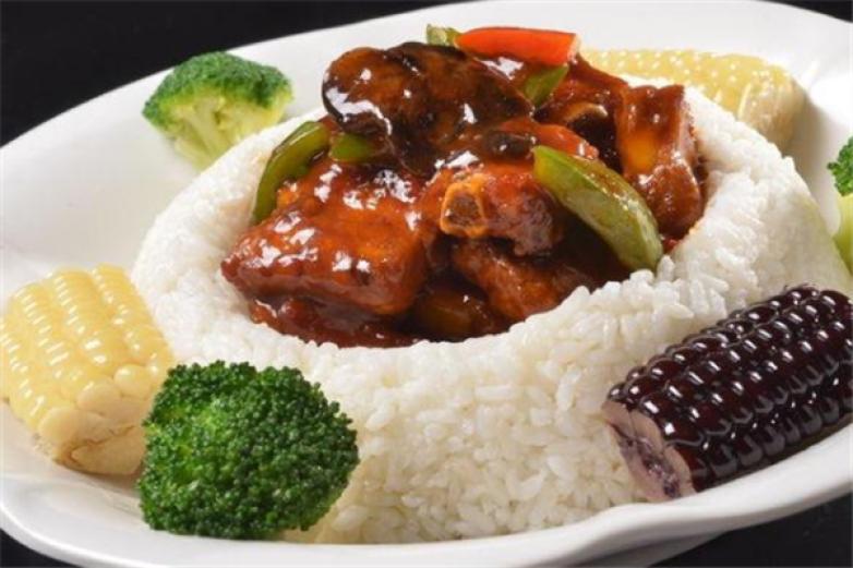 酱子辣骨饭