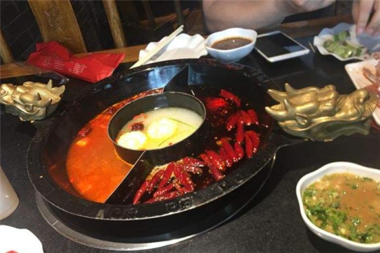 蜀公馆成都老火锅