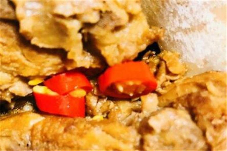 九妈妈酱骨饭