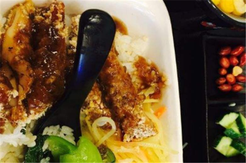 嘿米地道牛肉饭
