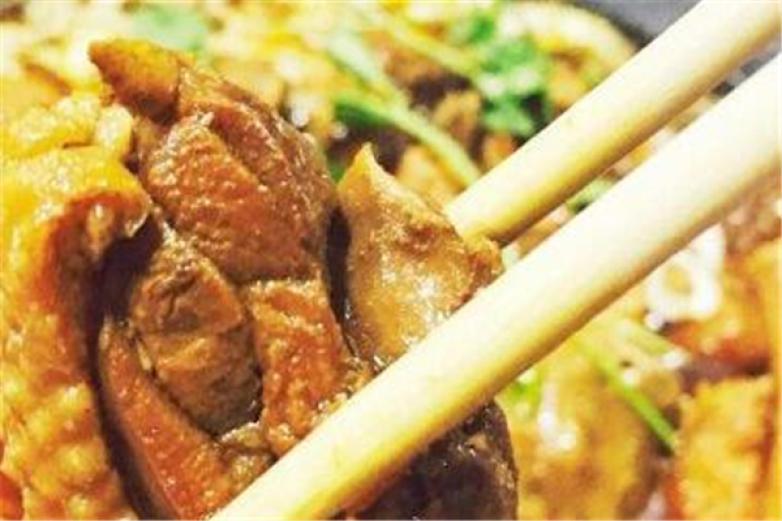 李克宝铁锅柴鸡